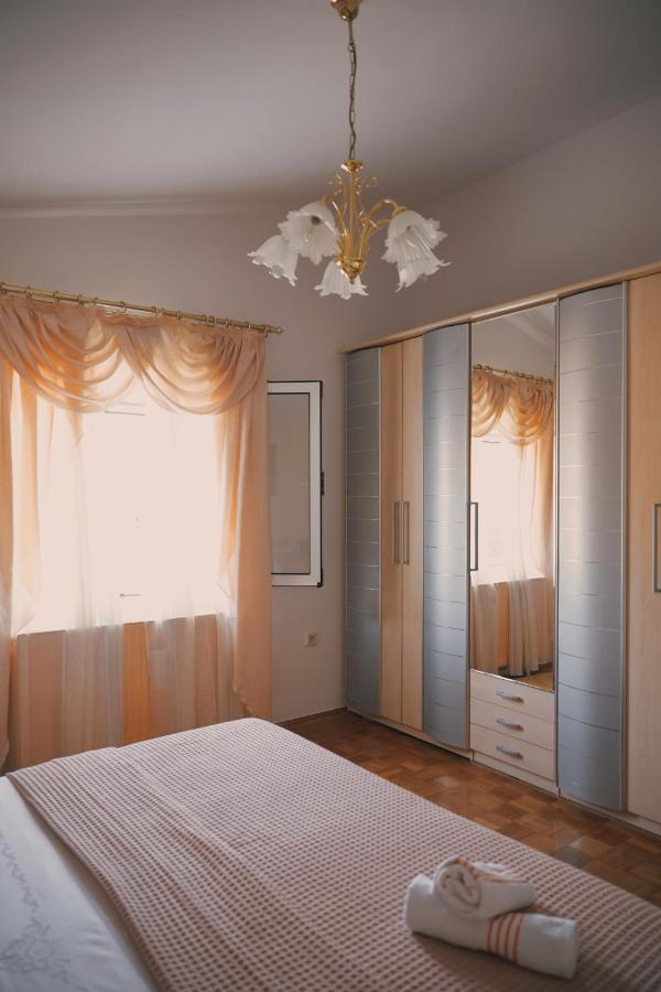 Apartment Blanka With A Beautiful View Of Τρογκίρ Εξωτερικό φωτογραφία